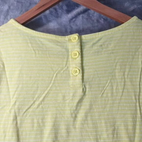 Talbots M Yellow Striped ShortSleeve Pocket Button Back Detail preppy casual Top - Picture 7 of 9